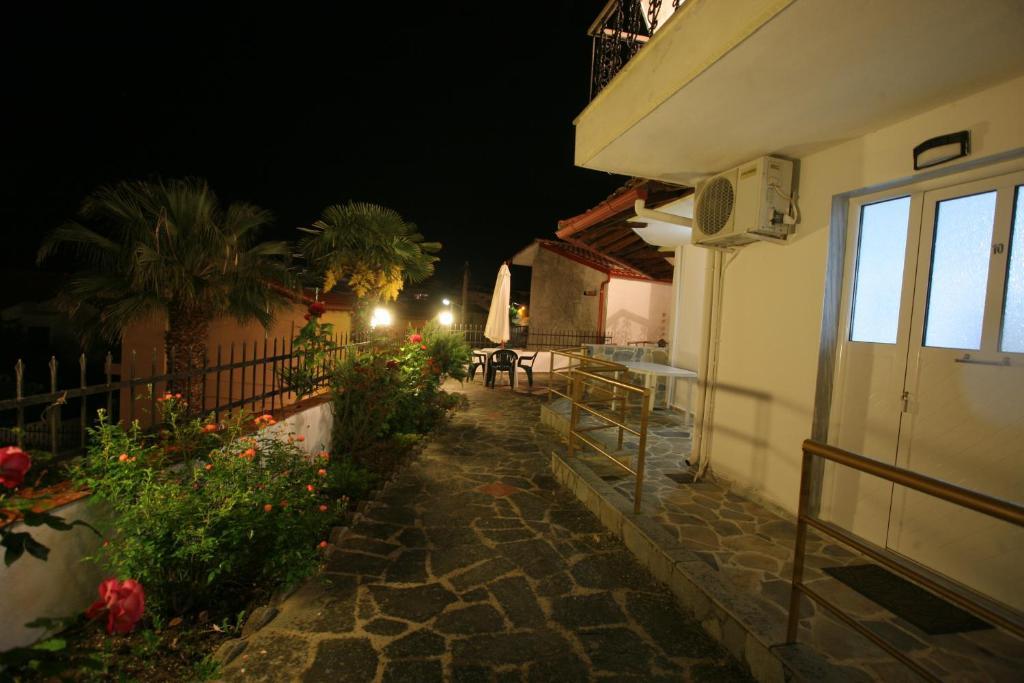 Anatoli Apartments Polichrono Polychrono Buitenkant foto
